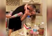 la madre pensaba que padre e hija cocinaban, pero vio esto y quedó…